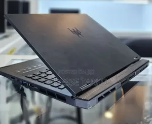New Laptop Acer Predator Helios 300 16GB Intel Core Ultra 7 SSD 1T