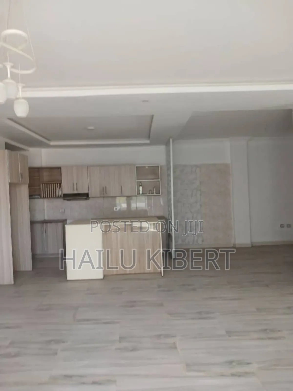 7bdrm House in Semit, Bole for sale