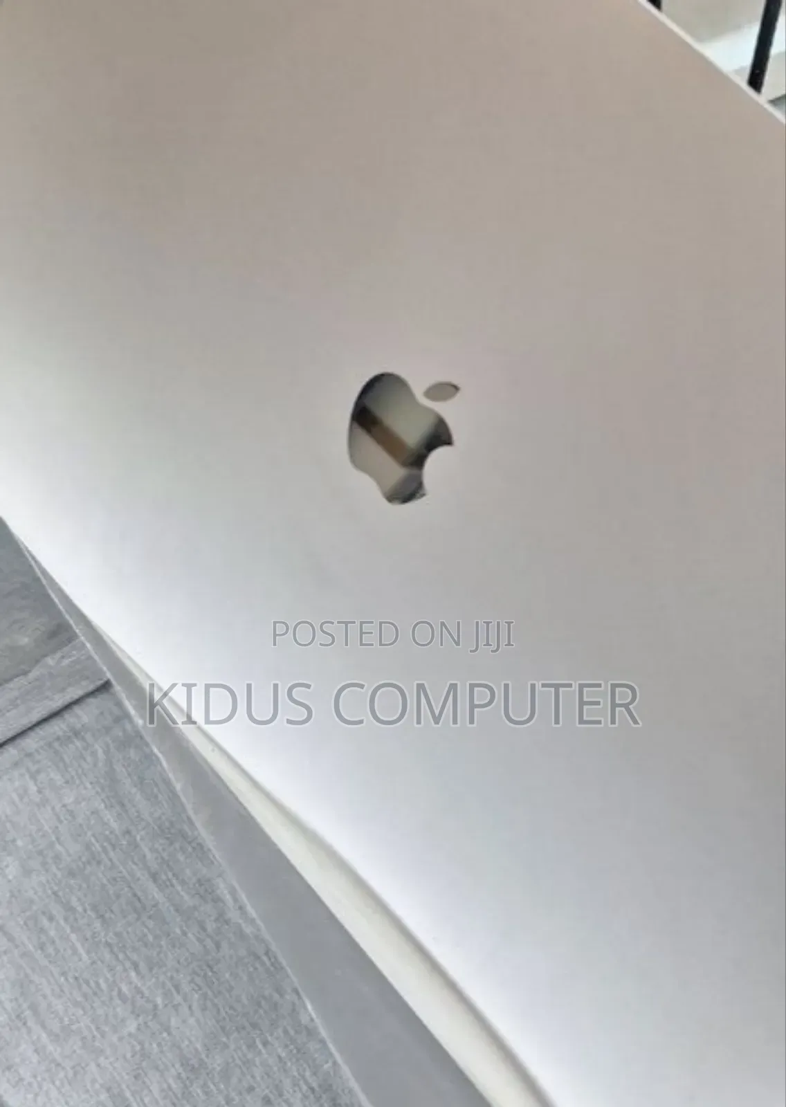 New Laptop Apple MacBook Pro 2019 16GB Intel Core i9 SSD 1T