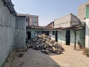 5bdrm House in Nifas Silk-Lafto for sale