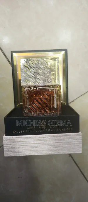 Khamrah Lattafa Perfume