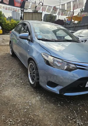 Toyota Yaris 2014 Blue