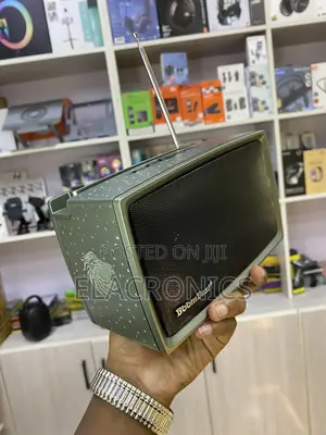 Bluetooth Speaker With Built-in Phone Stand (Boombest)