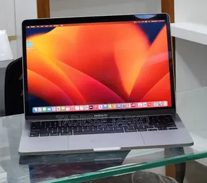 New Laptop Apple MacBook Pro 2022 M2 8GB Apple M2 SSD 256GB
