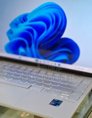 New Laptop HP Envy X360 16GB Intel Core i7 SSD 512GB