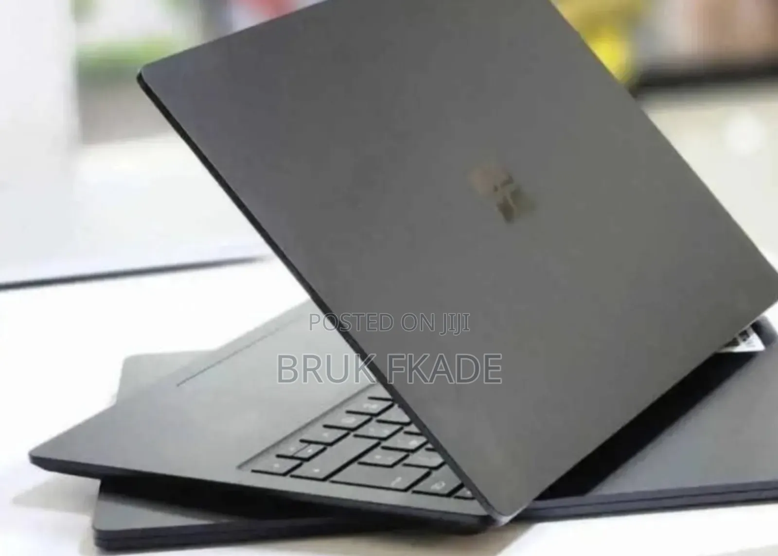 New Laptop Microsoft Surface Book 3 16GB Intel Core i7 SSD 512GB