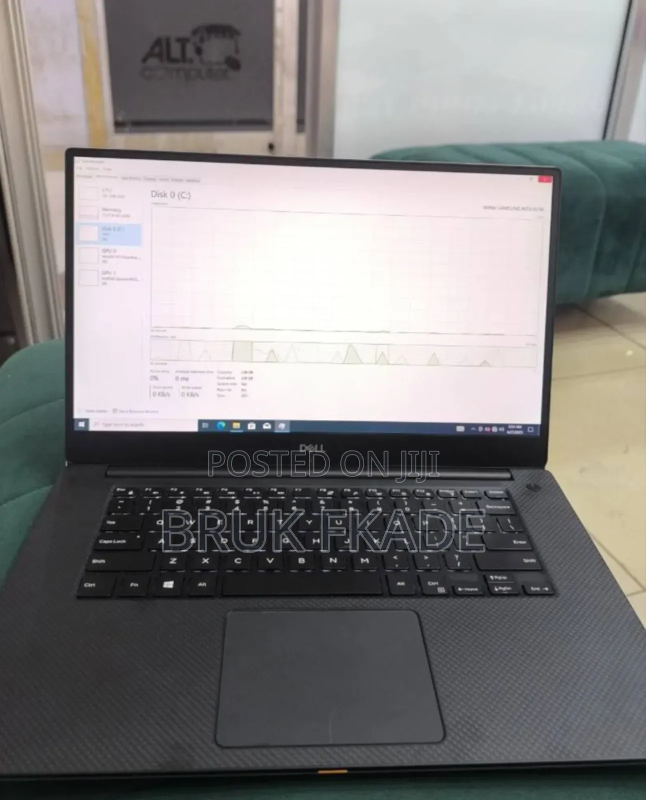 New Laptop Dell Precision 5520 16GB Intel Core i7 SSD 512GB