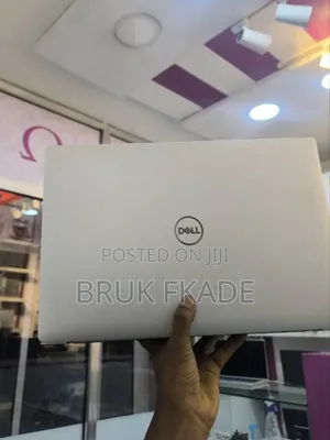 New Laptop Dell Precision 5520 16GB Intel Core i7 SSD 512GB