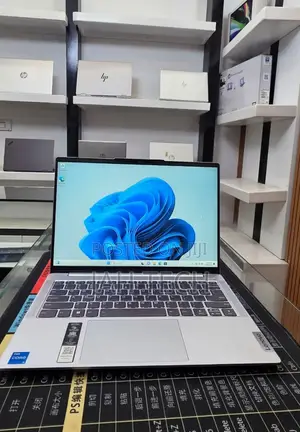 New Laptop Lenovo Ideapad 3 16GB Intel Core i5 SSD 512GB