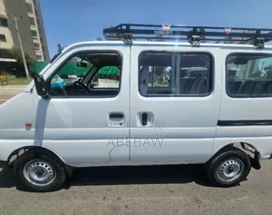 Suzuki Eeco 2025 White