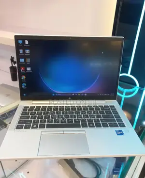 New Laptop HP EliteBook 840 G8 16GB Intel Core i7 SSD 512GB