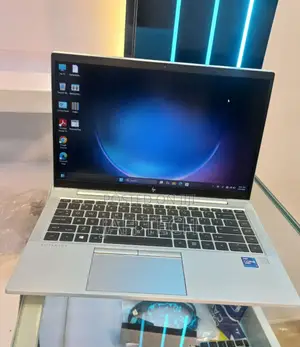 New Laptop HP EliteBook 840 G8 16GB Intel Core i7 SSD 512GB