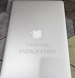 New Laptop Apple MacBook Air 2017 8GB Intel Core i5 SSD 256GB