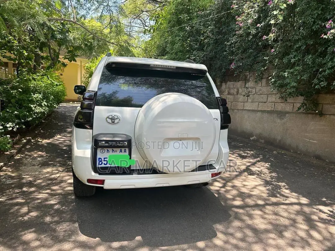 Toyota Land Cruiser Prado 3.0 TD 2011 White