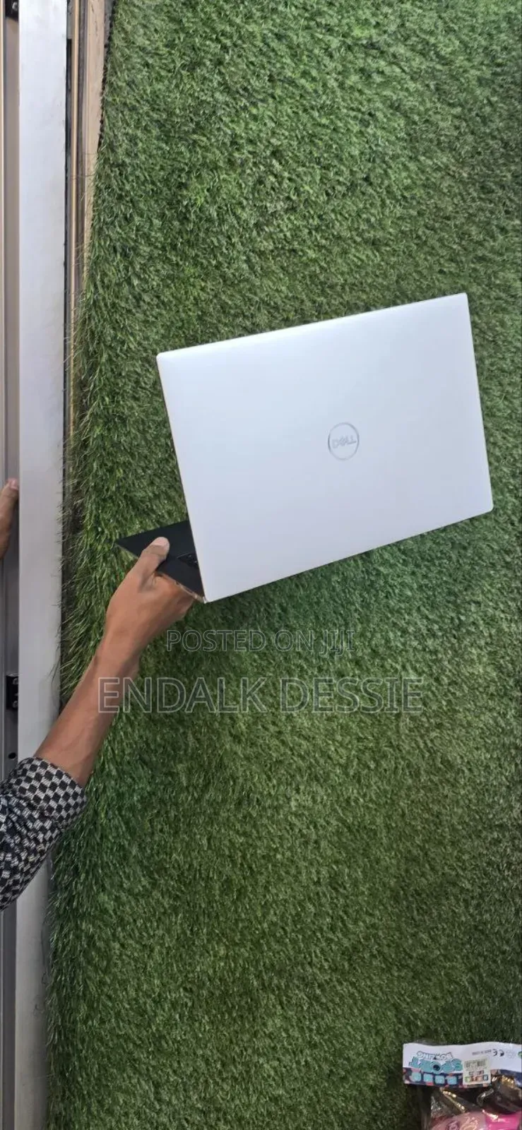 New Laptop Dell XPS 15 16GB Intel Core i7 SSD 512GB