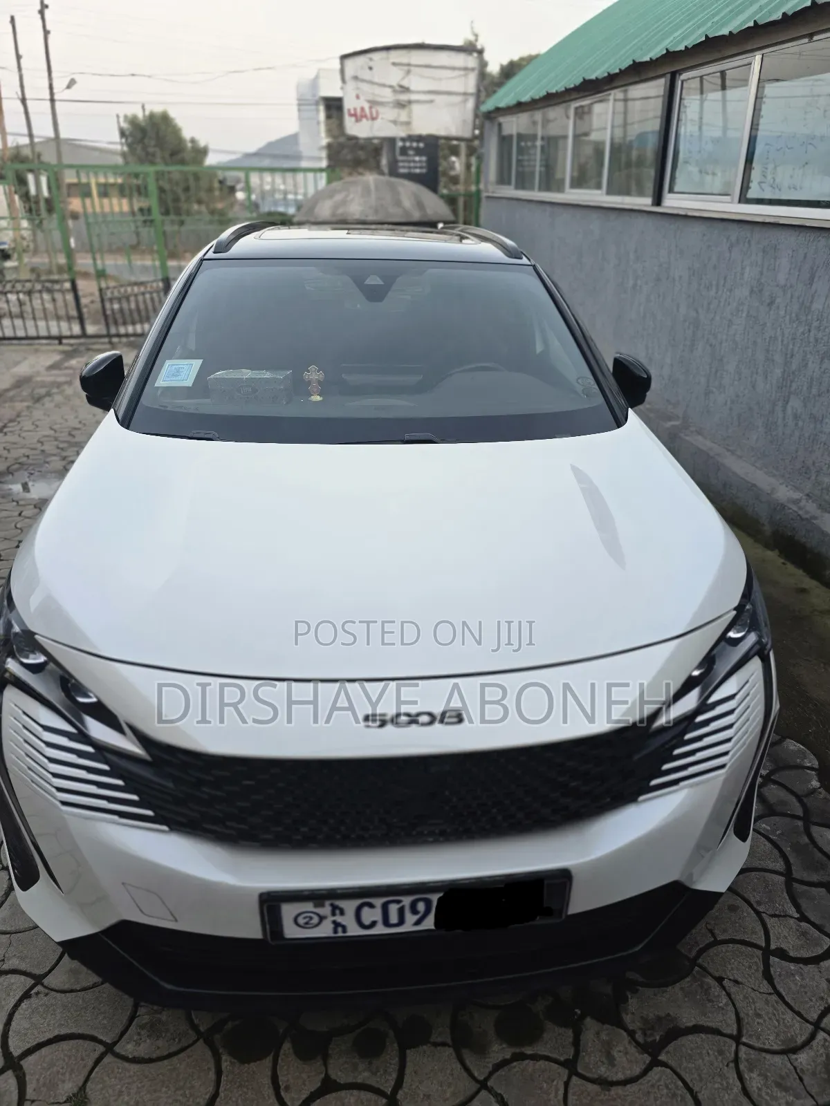 Peugeot 5008 2021 White