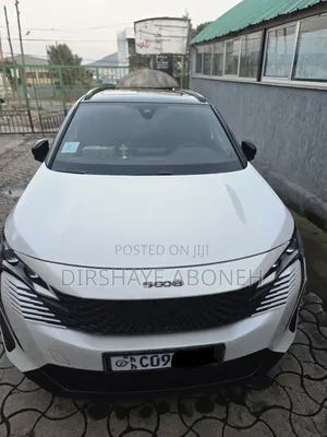 Peugeot 5008 2021 White