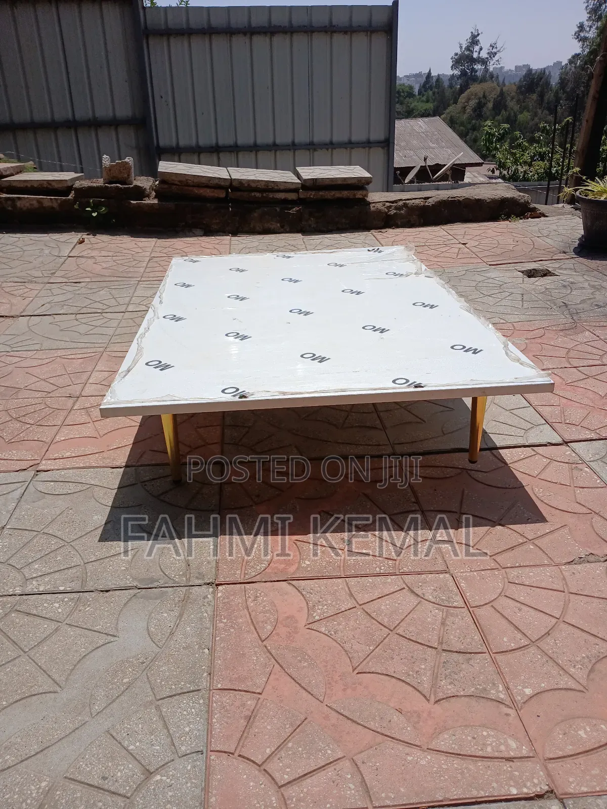 Rectangular Table (ጠረጴዛ)