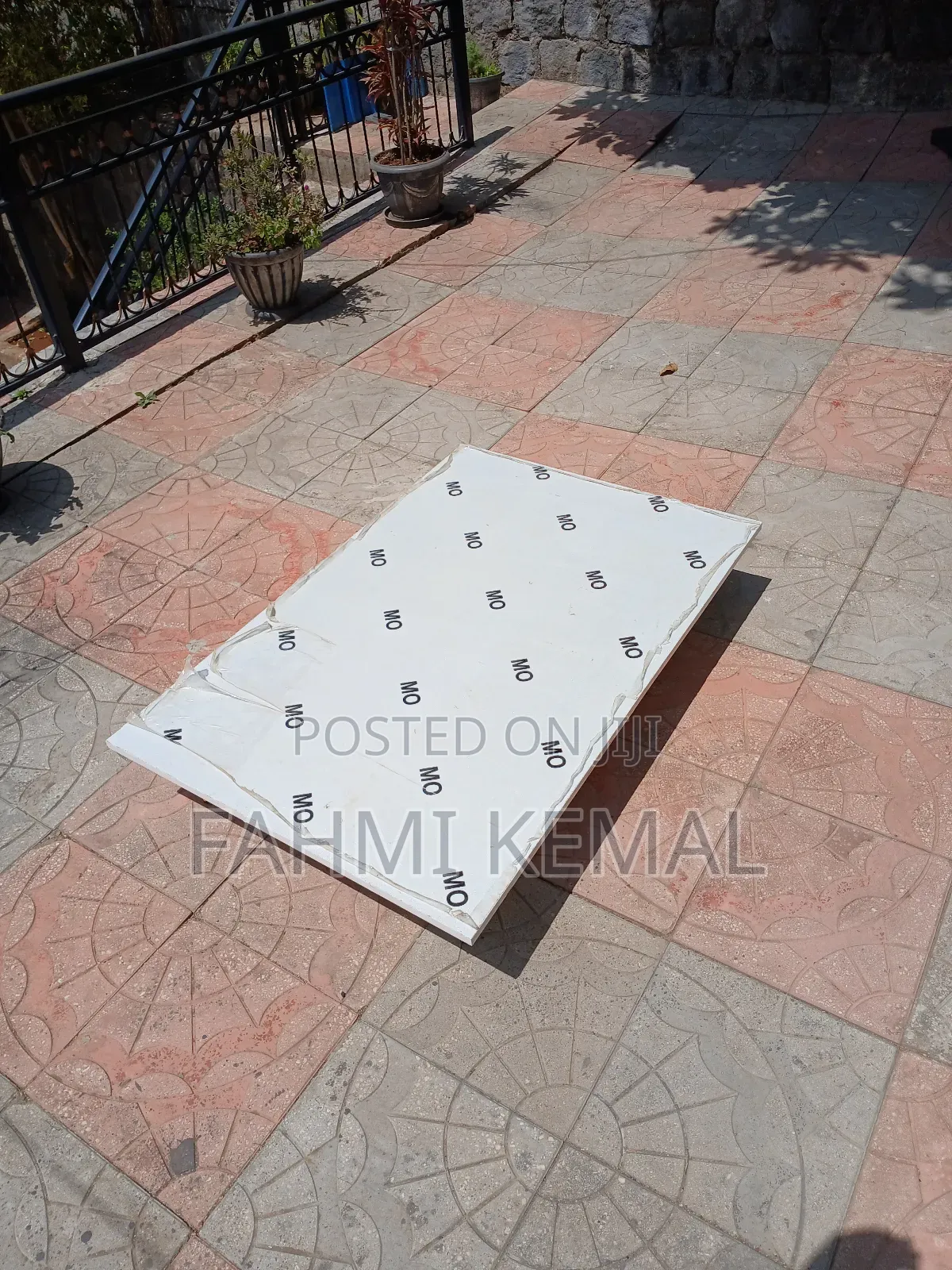 Rectangular Table (ጠረጴዛ)