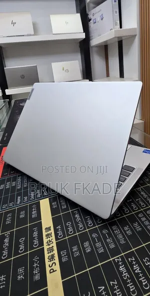 New Lenovo IdeaPad 5 Slim 13th Gen i7 16GB Intel Core i5 SSD 512GB