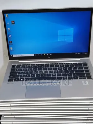 New Laptop HP EliteBook 830 G8 16GB Intel Core i5 SSD 512GB