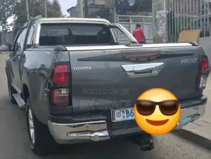 Toyota Hilux Revo Smart Cab Deisel 2.8 AWD 2017 Blue