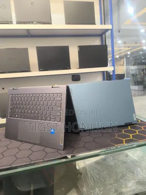 New Laptop Lenovo Yoga 7i 16GB Intel Core 7 SSD 512GB