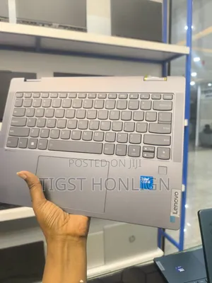 New Laptop Lenovo Yoga 7i 16GB Intel Core 7 SSD 512GB