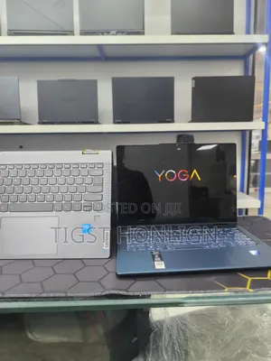 New Laptop Lenovo Yoga 7i 16GB Intel Core Ultra 7 SSD 1T