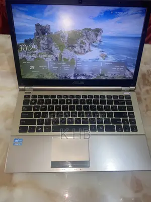 Laptop Asus U46E 4GB Intel Core i7 HDD 700GB