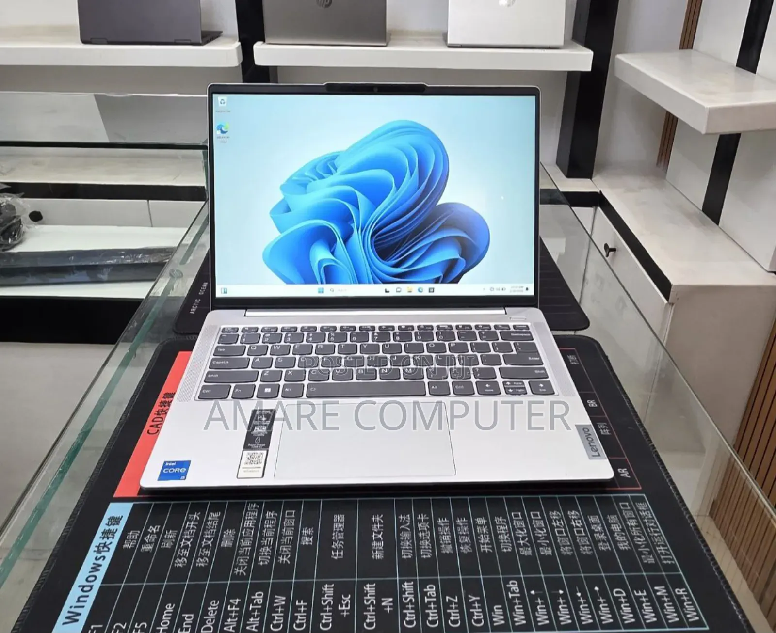 New Laptop Lenovo Ideapad 3 16GB Intel Core i5 SSD 512GB