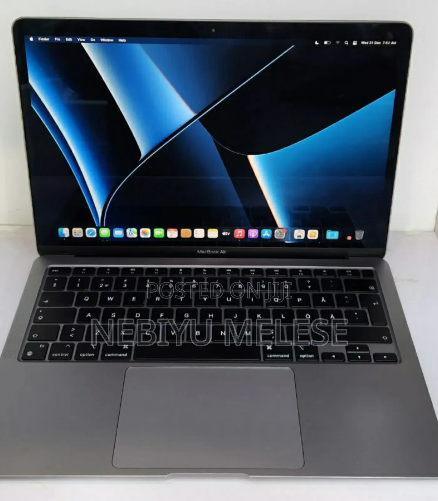 New Laptop Apple MacBook Air 2020 M1 16GB Apple M1 SSD 256GB
