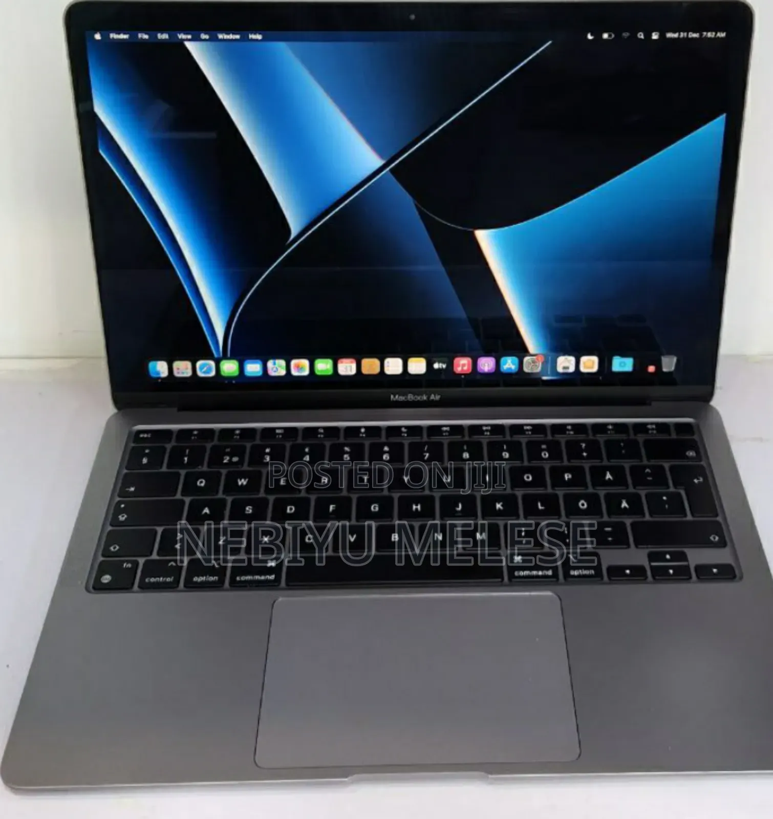 New Laptop Apple MacBook Air 2020 M1 16GB Apple M1 SSD 256GB