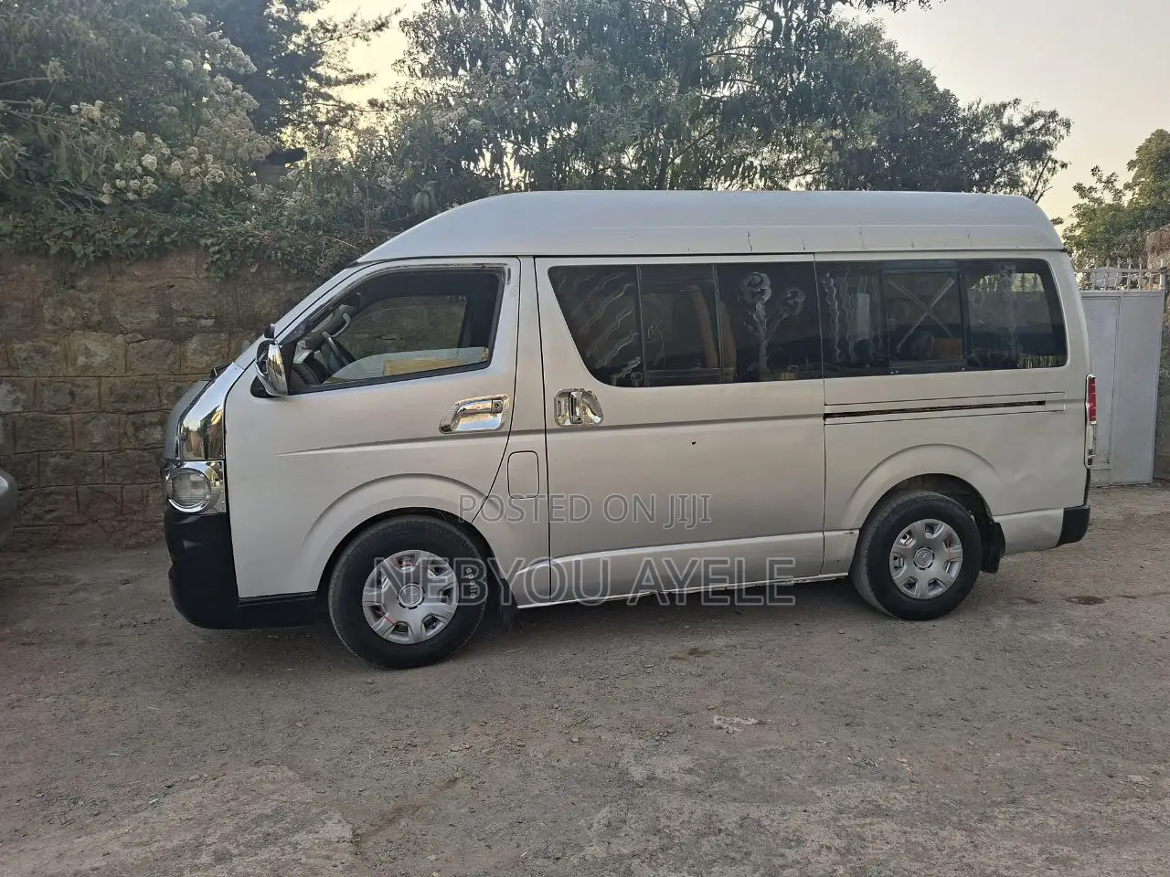 Toyota Hiace 2006 Silver