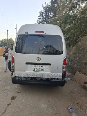 Toyota Hiace 2006 Silver