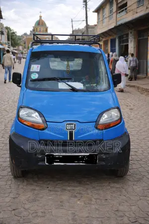 Bajaj Qute 2022 Blue