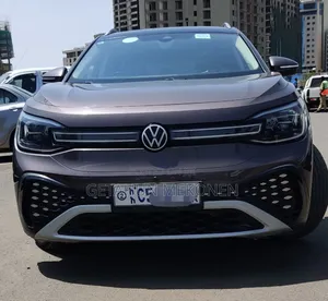 Volkswagen ID.6 2023 Purple