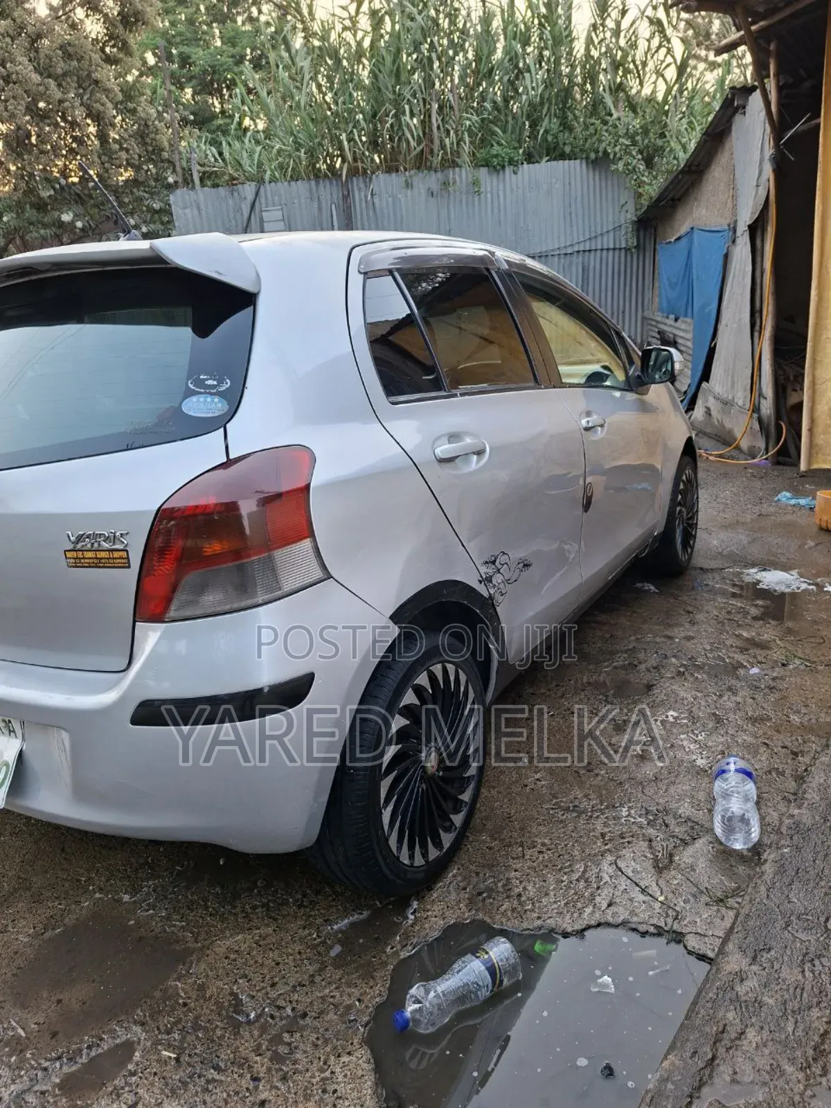 Toyota Yaris 2010 Silver