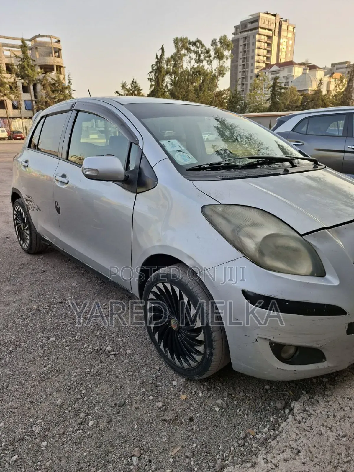 Toyota Yaris 2010 Silver