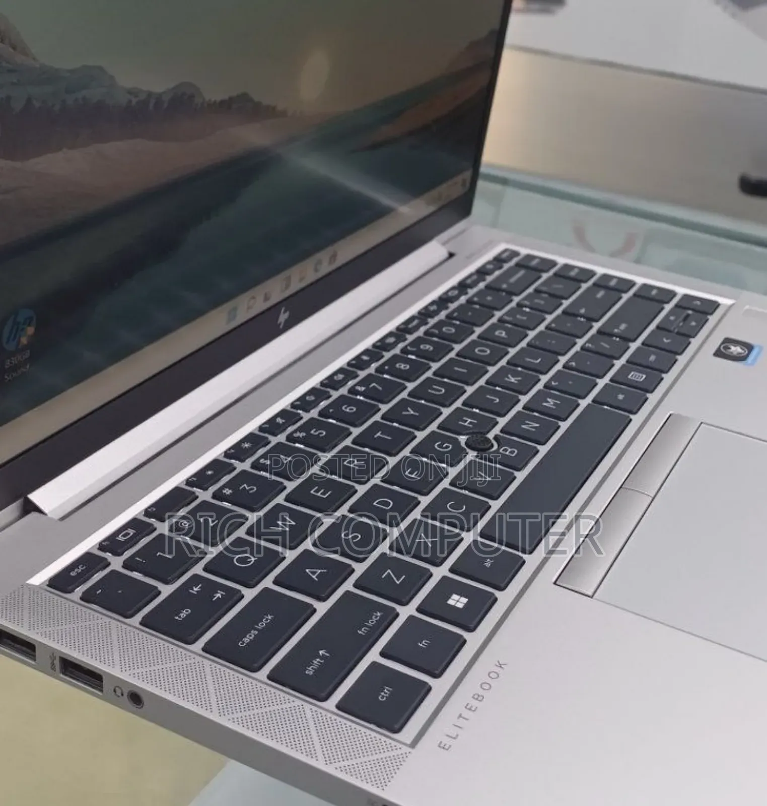 New Laptop HP EliteBook 840 G8 16GB Intel Core i7 SSD 512GB