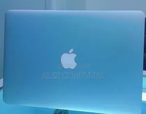 New Laptop Apple MacBook Air 2014 8GB Intel Core i5 SSD 256GB