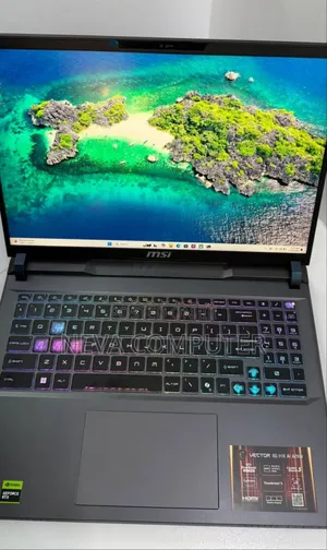New Laptop MSI Vector 16 HX AI A2XWIG 32GB Intel Core Ultra 7 SSD 512GB