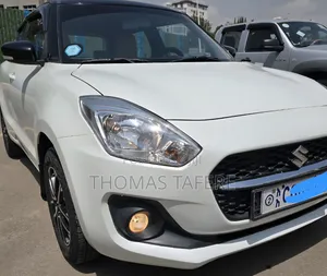 Suzuki Swift 2021 White