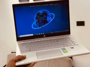 New Laptop HP Pavilion 14 8GB Intel Core i5 SSD 256GB
