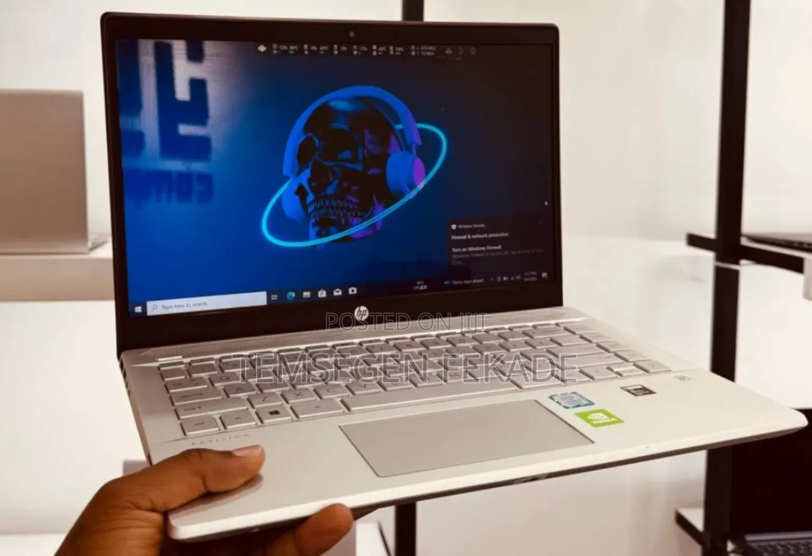 New Laptop HP Pavilion 14 8GB Intel Core i5 SSD 256GB