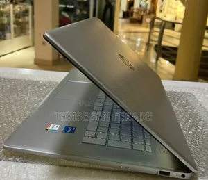 New Laptop HP Stream Notebook 16GB Intel Core i5 SSD 512GB