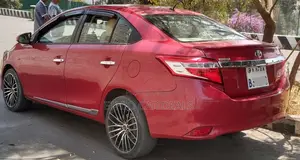 Toyota Yaris 2015 Red