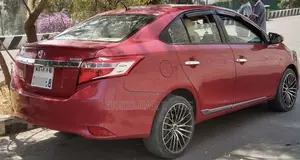 Toyota Yaris 2015 Red