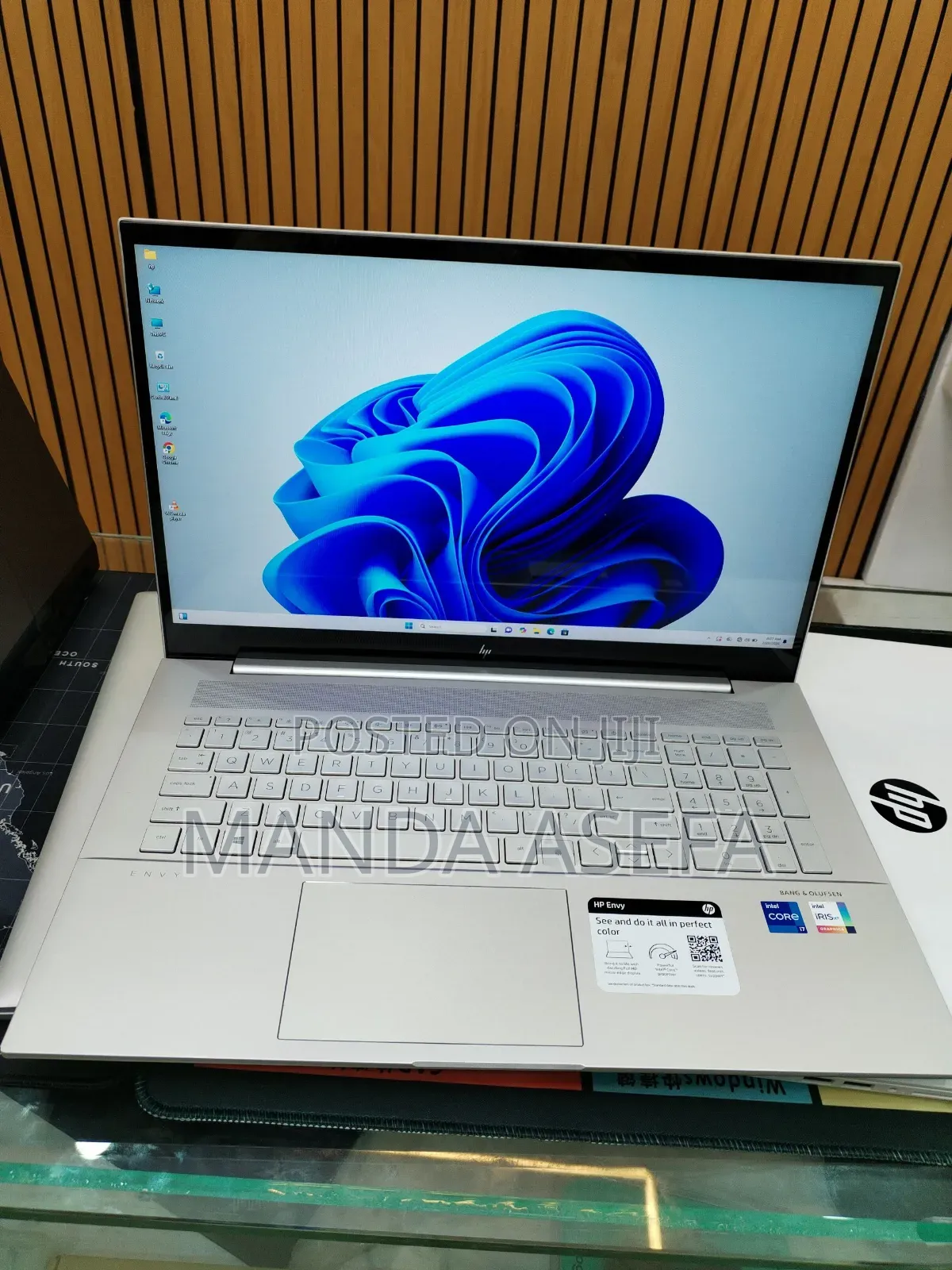 New Laptop HP Envy 17 16GB Intel Core i7 SSD 512GB
