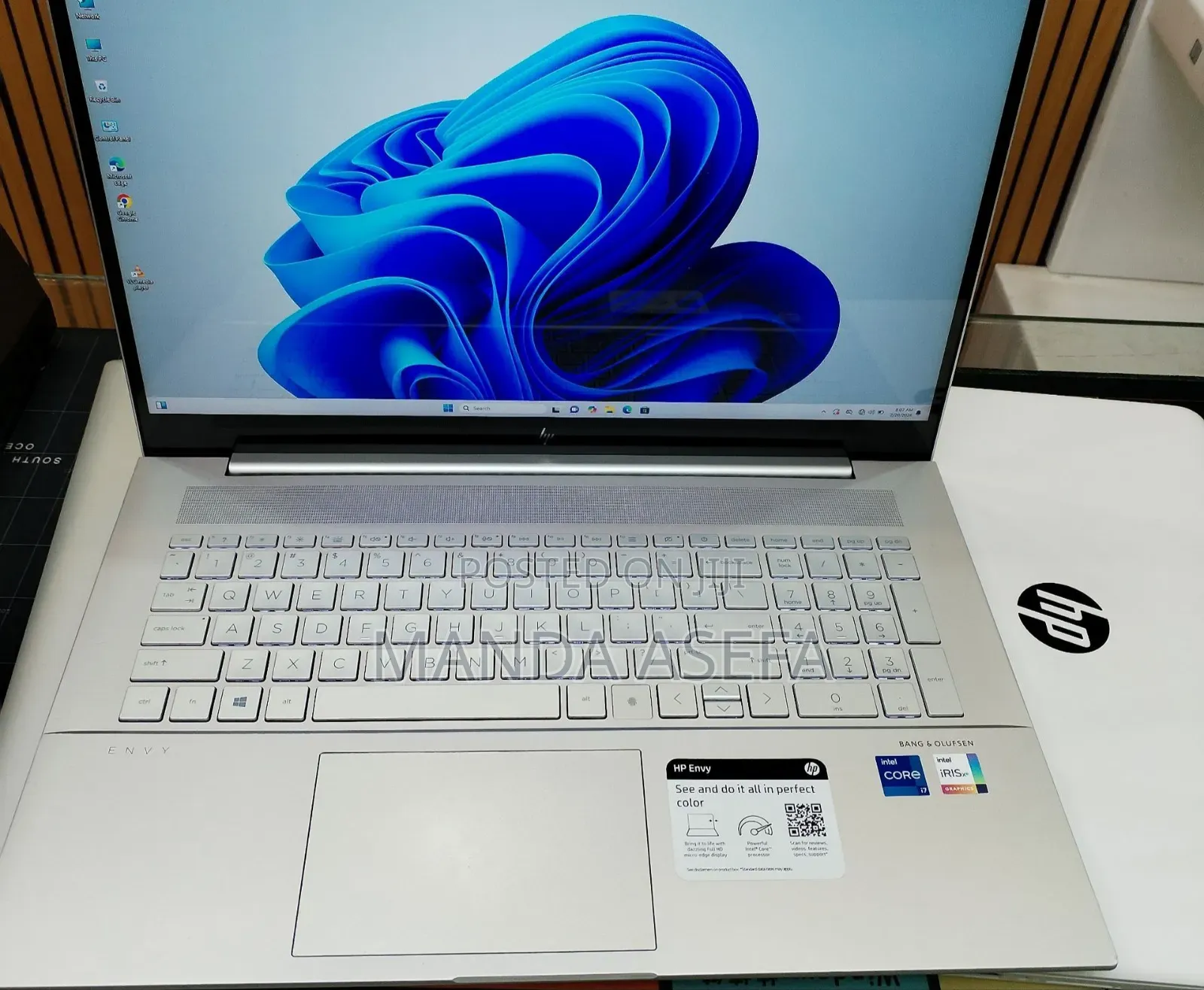 New Laptop HP Envy 17 16GB Intel Core i7 SSD 512GB